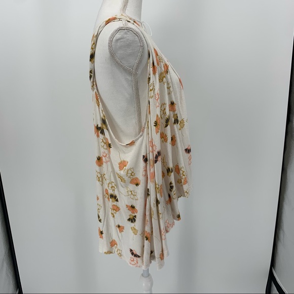 Free People Love Potion Floral and Lace Tie Neck Slit Up Back Tank Top SZ Large - Picture 6 of 12